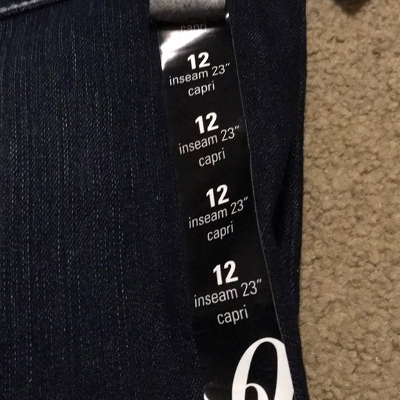 Ladies 12 Nine West Capri pants NEW with tags - Picture 3 of 5